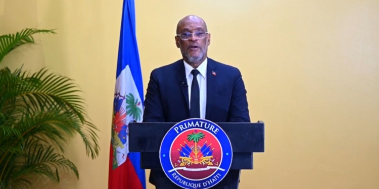 Ariel Henry garanti polisye yo y ap resi jwenn bon jan materyèl pou kwape bandi nan peyi a