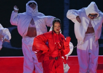 Plus de 100 plaintes déposées contre la performance de Rihanna au Super Bowl