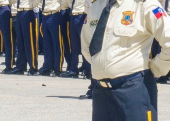 Pou pi piti 20 polisye deja antre Etazini nan kad pwogram imanitè administrasyon Biden lan