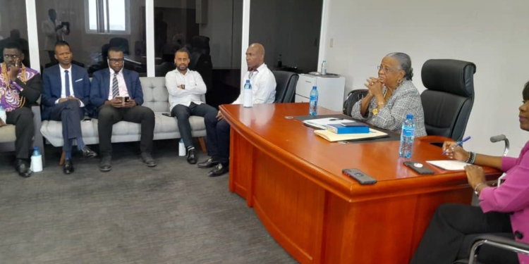 Un mois après leur installation, les membres du HCT se plaint d’Ariel Henry