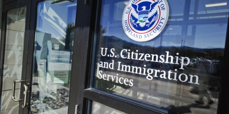 Humanitarian Parole : juin 2023 est retenu pour le jugement final