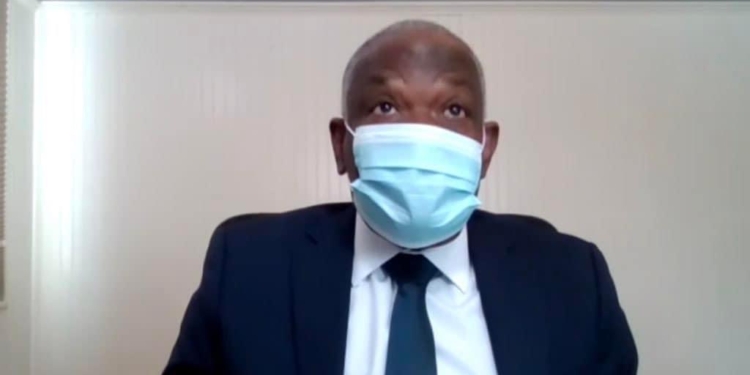 Yves Jean Bart réapparaît et annonce qu’il prendra à nouveau la tête de la FHF