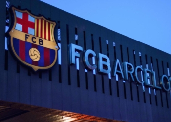 Le FC Barcelone et 2 anciens dirigeants du club inculpés pour corruption