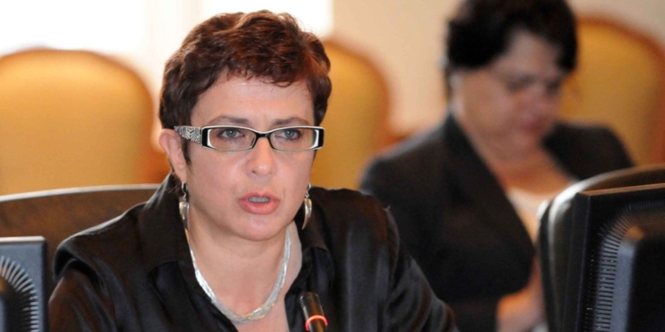 La violence des gangs se propage à un rythme alarmant, alerte Maria Isabel Salvador