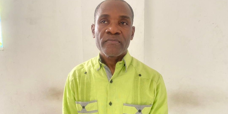 Pè Fritz Désiré jwenn arestasyon l nan kad dosye zam legliz Episkopal la