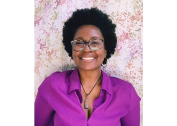 Administratrice à plein temps, Capucinette utilise Internet pour susciter l’envie de lire