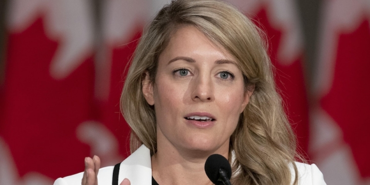 Peyi Kanada anonse li pral mete yon biwo nan peyi Repiblik Dominikèn pou ede Ayiti