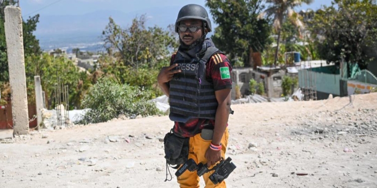 Jounalis MagHaïti a Steven Aristil jwenn akreditasyon pou al kouvri mondyal medam yo