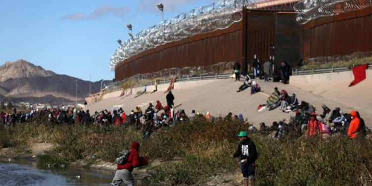 686 migran pami yo ayisyen mouri oubyen disparèt sou fwontyè Etazini-Meksik la an 2022