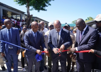 Un officiel haïtien a-t-il le droit de restreindre l’accès à son compte sur les réseaux sociaux?