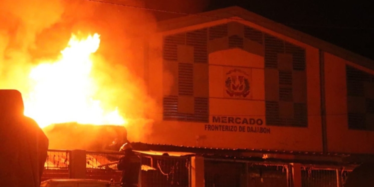 RD: yon gwo dife pete nan mache Dajabón nan jodi mèkredi a