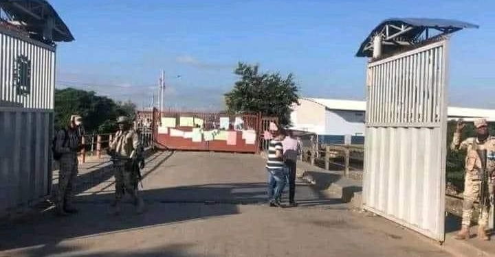 Abinader retourne sa veste et annonce la réouverture de la frontière avec Haïti