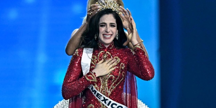 Triomphe d’une battante : Fátima Bosch du Mexique est Miss Univers 2025