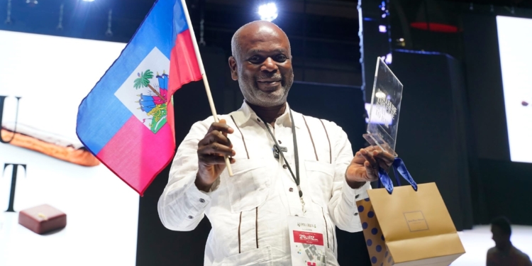 AYITIKA, le chocolat haïtien triomphe au Salon du Chocolat de Paris