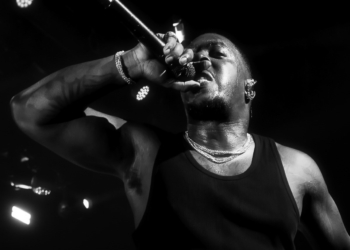 Joé Dwèt Filé raconte une rupture glaciale dans « Cold »