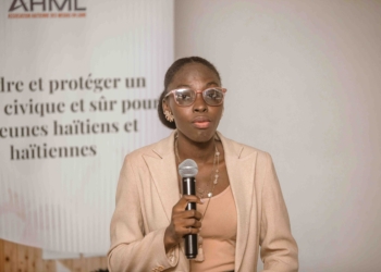 Marie Mika Achille désignée journaliste de l’année à Mag Haiti